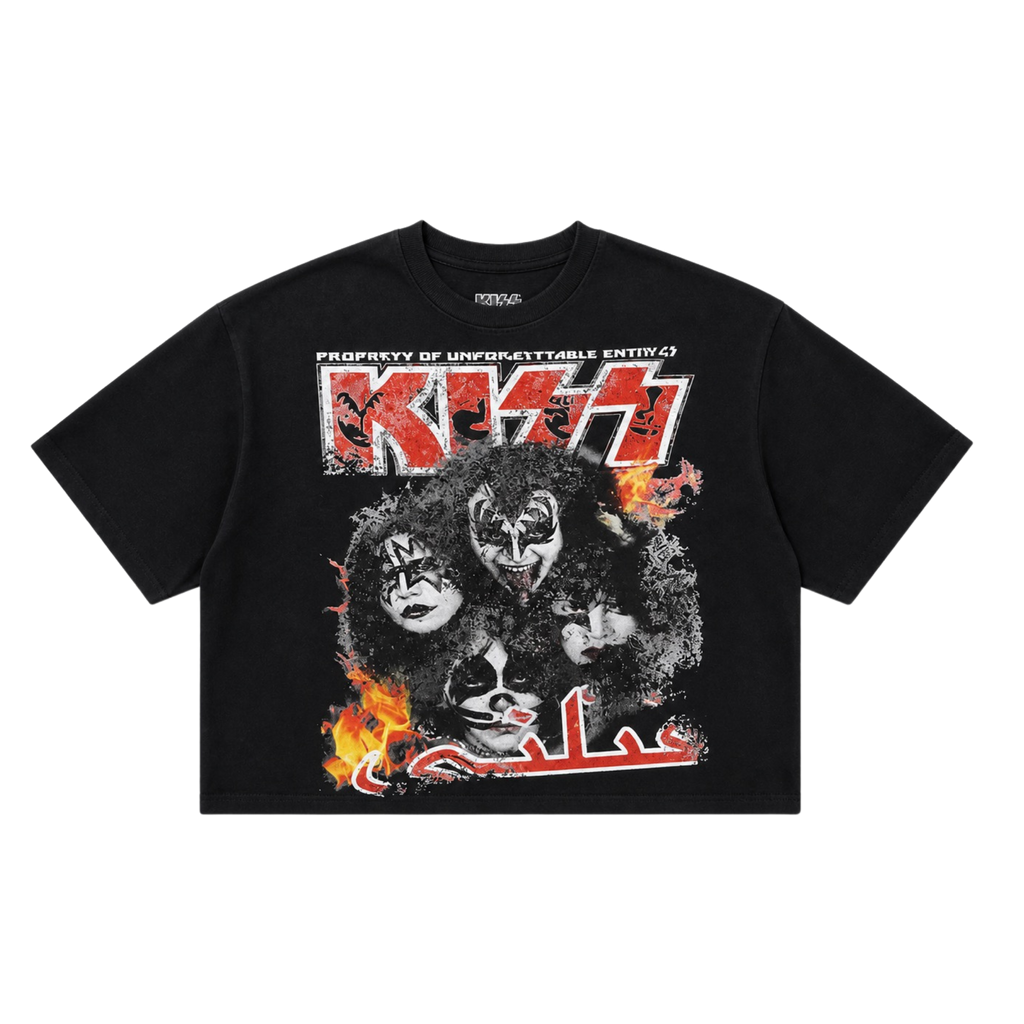 "Kiss" Cropped Tee